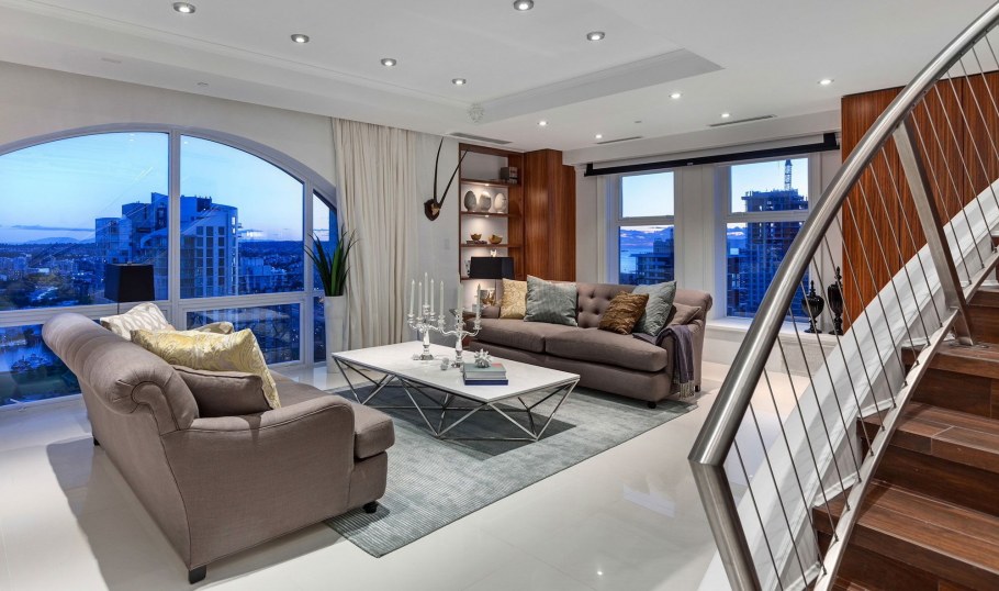 Двухуровневый пентхаус в Москва Сити