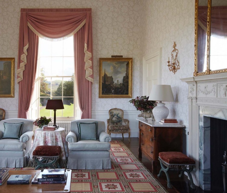 Living Room English