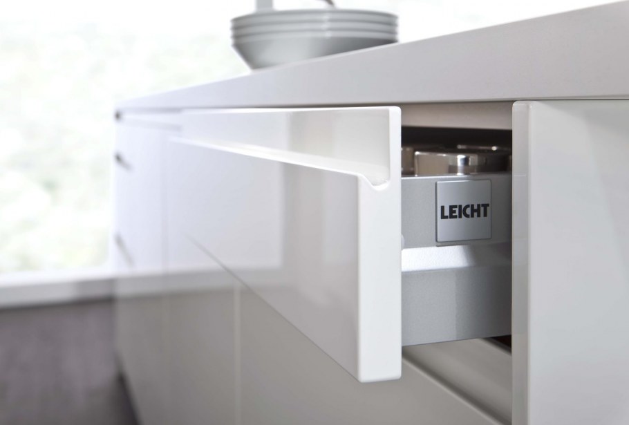 Aventos HF 83 градуса