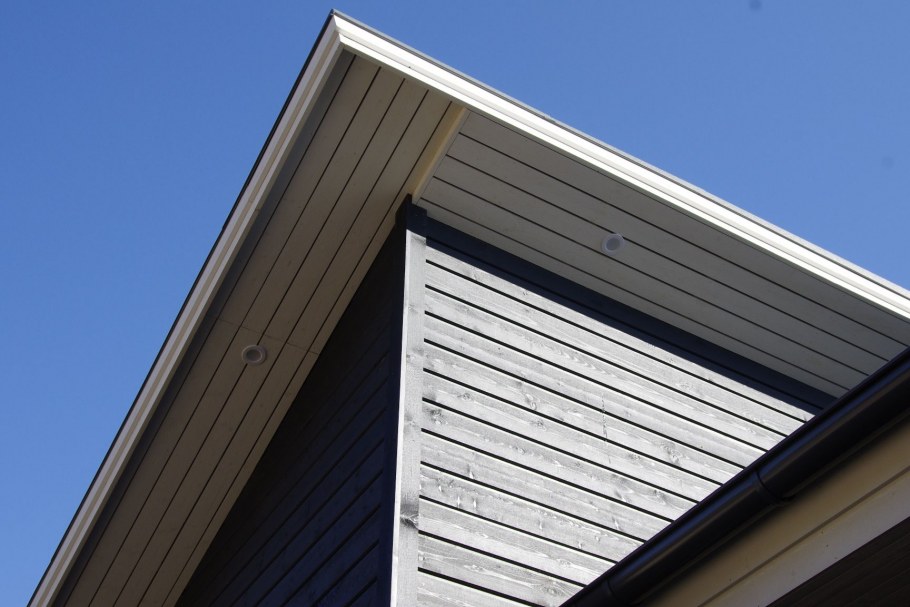 Фасадная доска UYV-профиль