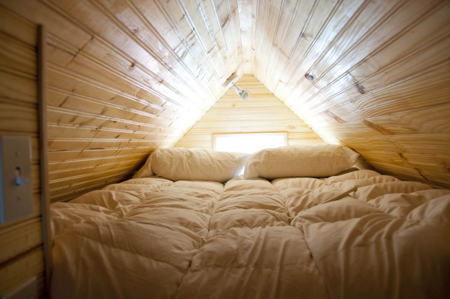 Кровать утопленная в пол