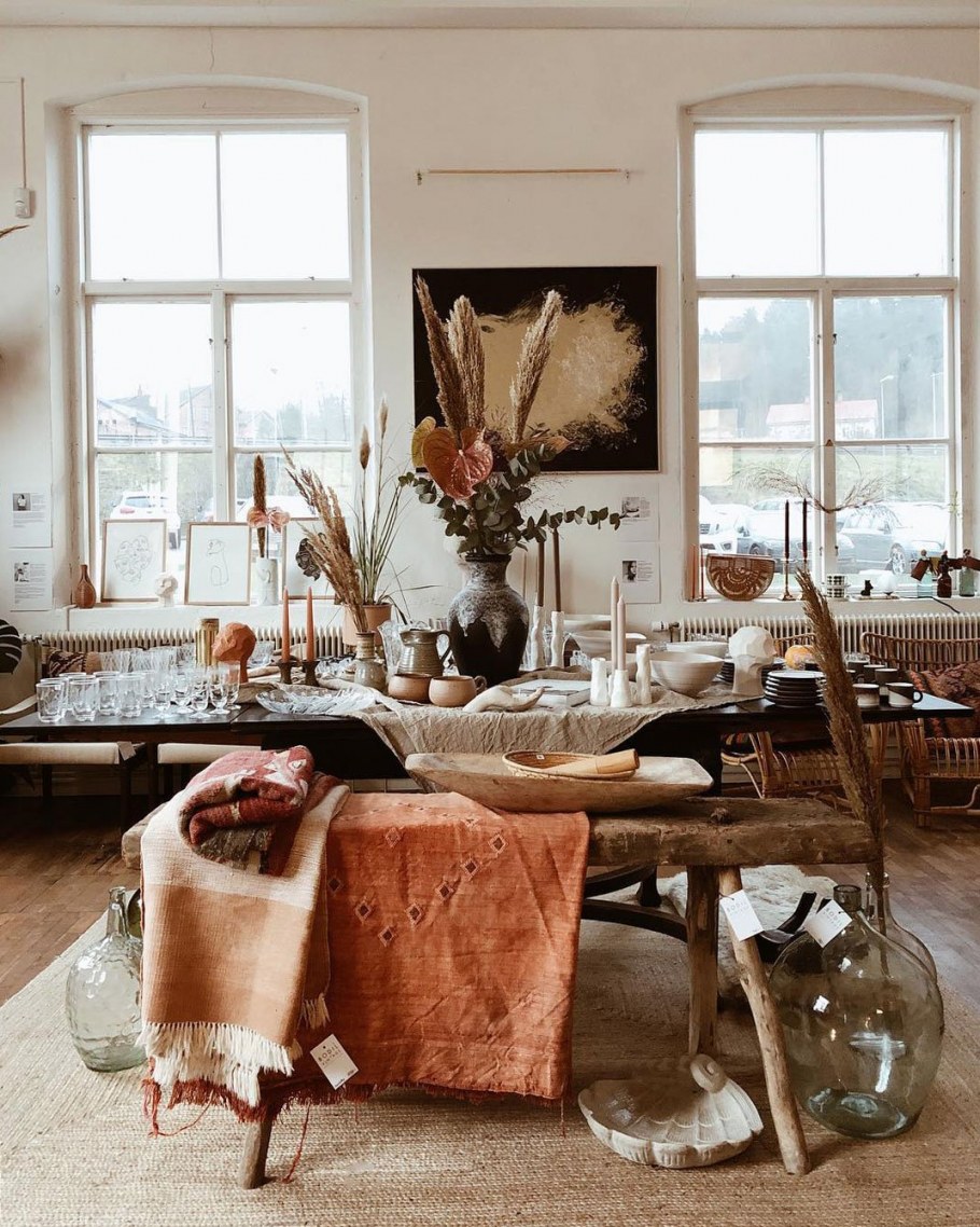 Очень яркий интерьер рустик Винтаж