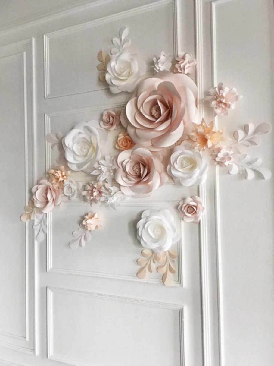 Декор стены цветами