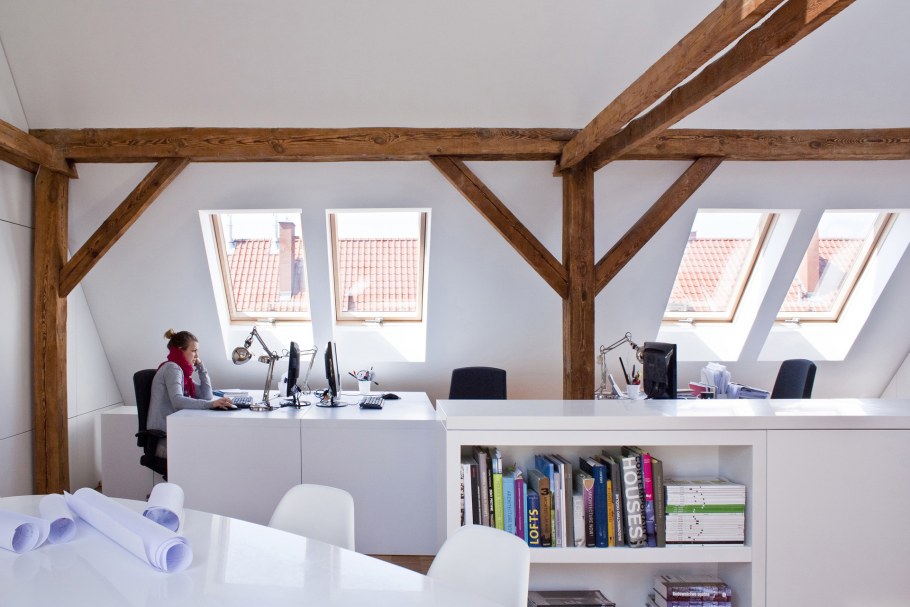 Офис мансарда лофт