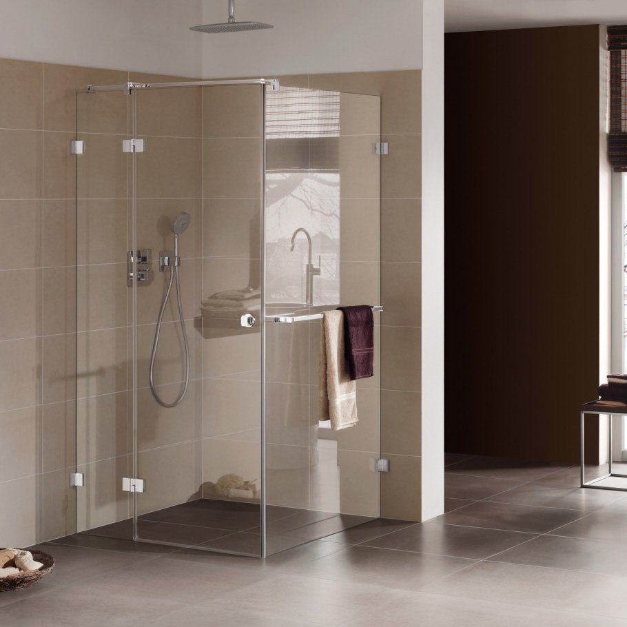 Душевые кабины из стекла