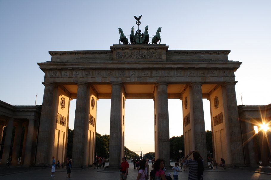 Классицизм Германии Архитекторы л. Кленце и Шинкель