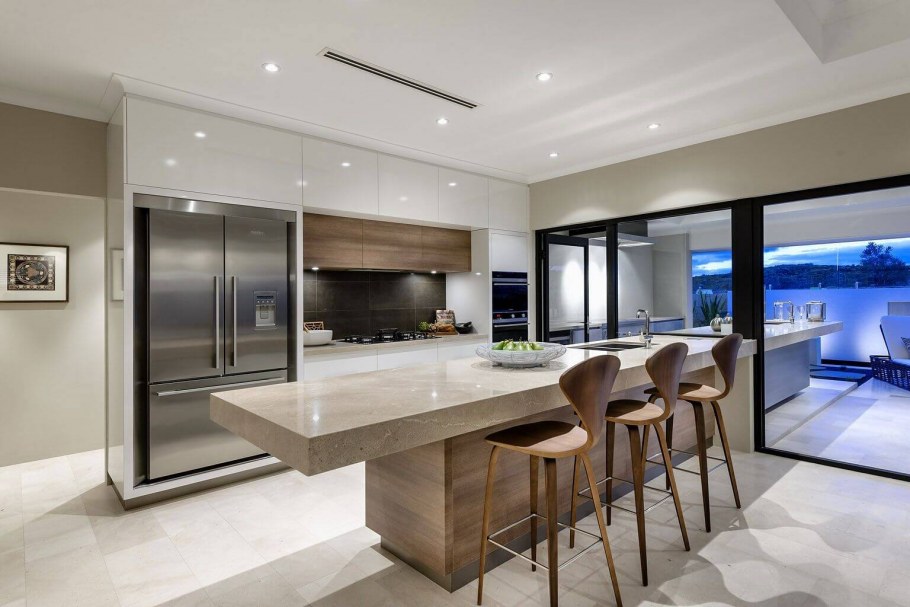 Современный кухонный интерьер