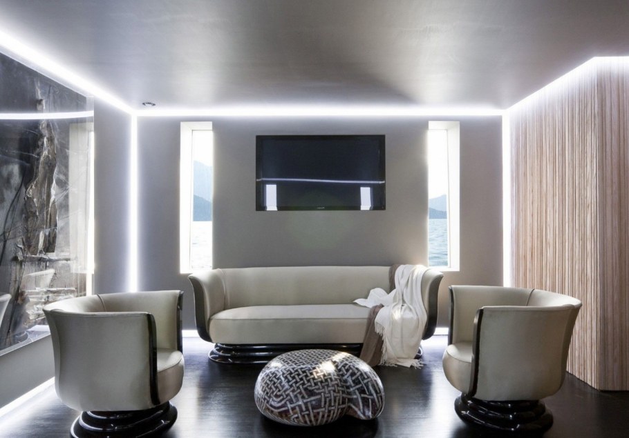 Комната со светодиодной подсветкой