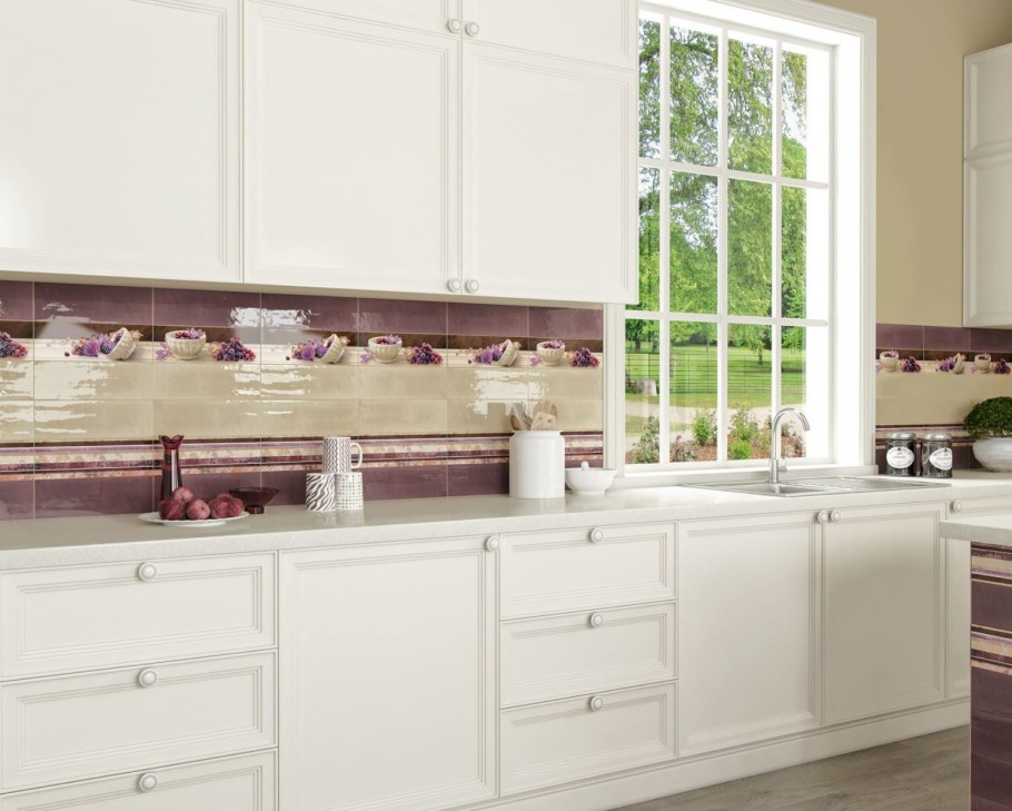 Кухонный гарнитур персикового цвета