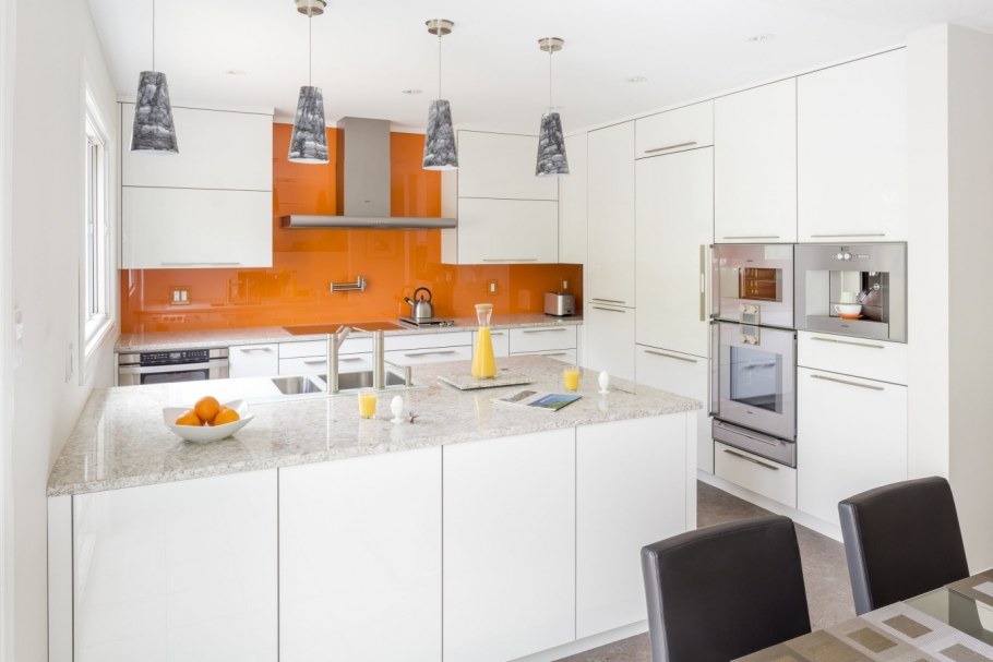 Фартук для красной кухни