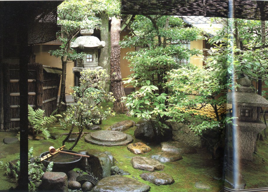 Патио в японском саду