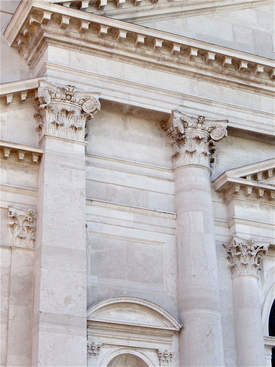 Триглифы Парфенона