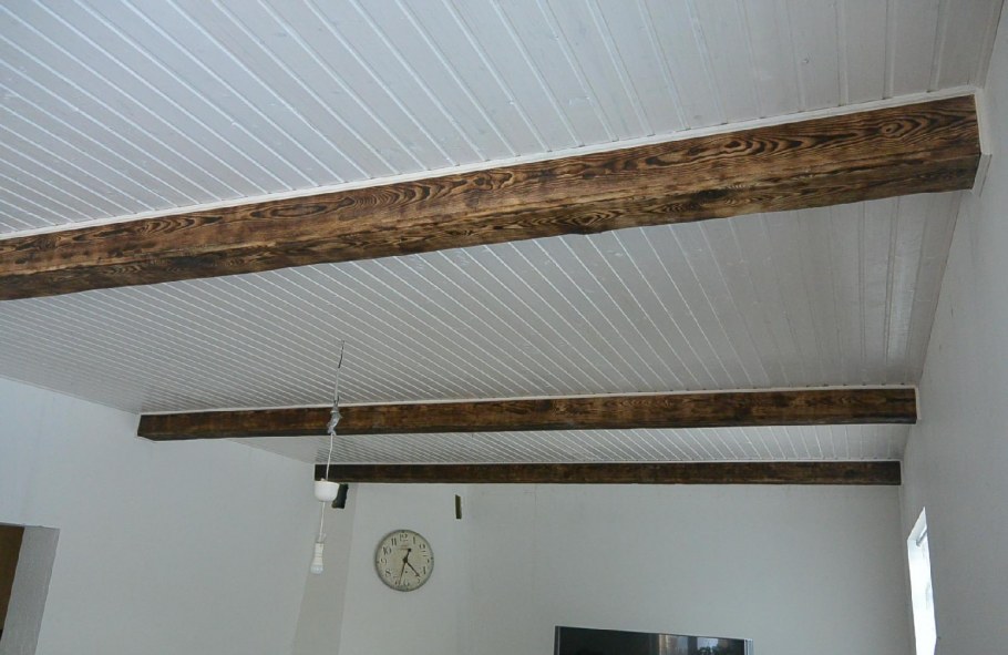 Имитация деревянной балки