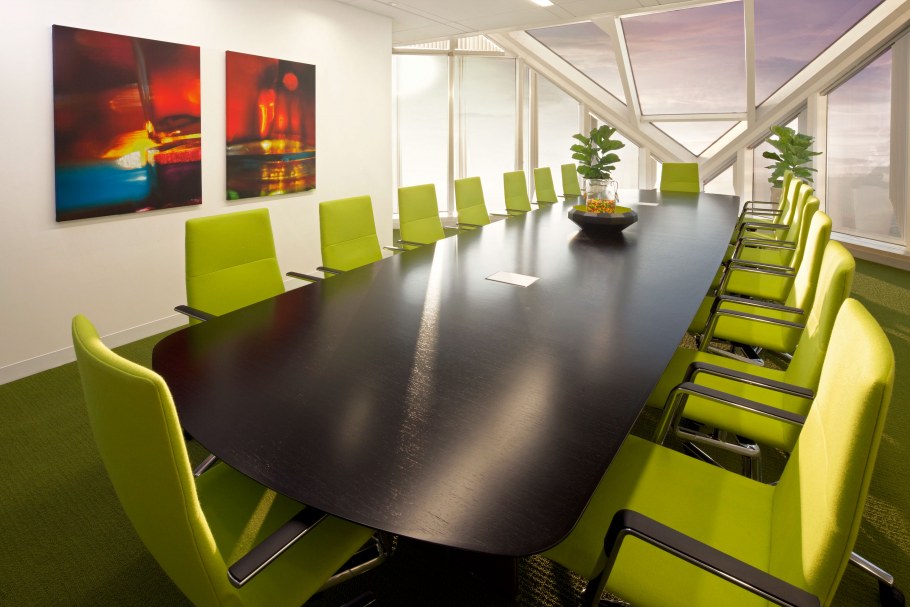 Офис в зеленом стиле