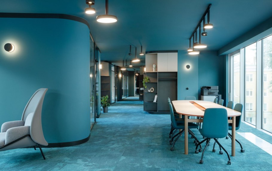 Сочетание черного и желтого в интерьере