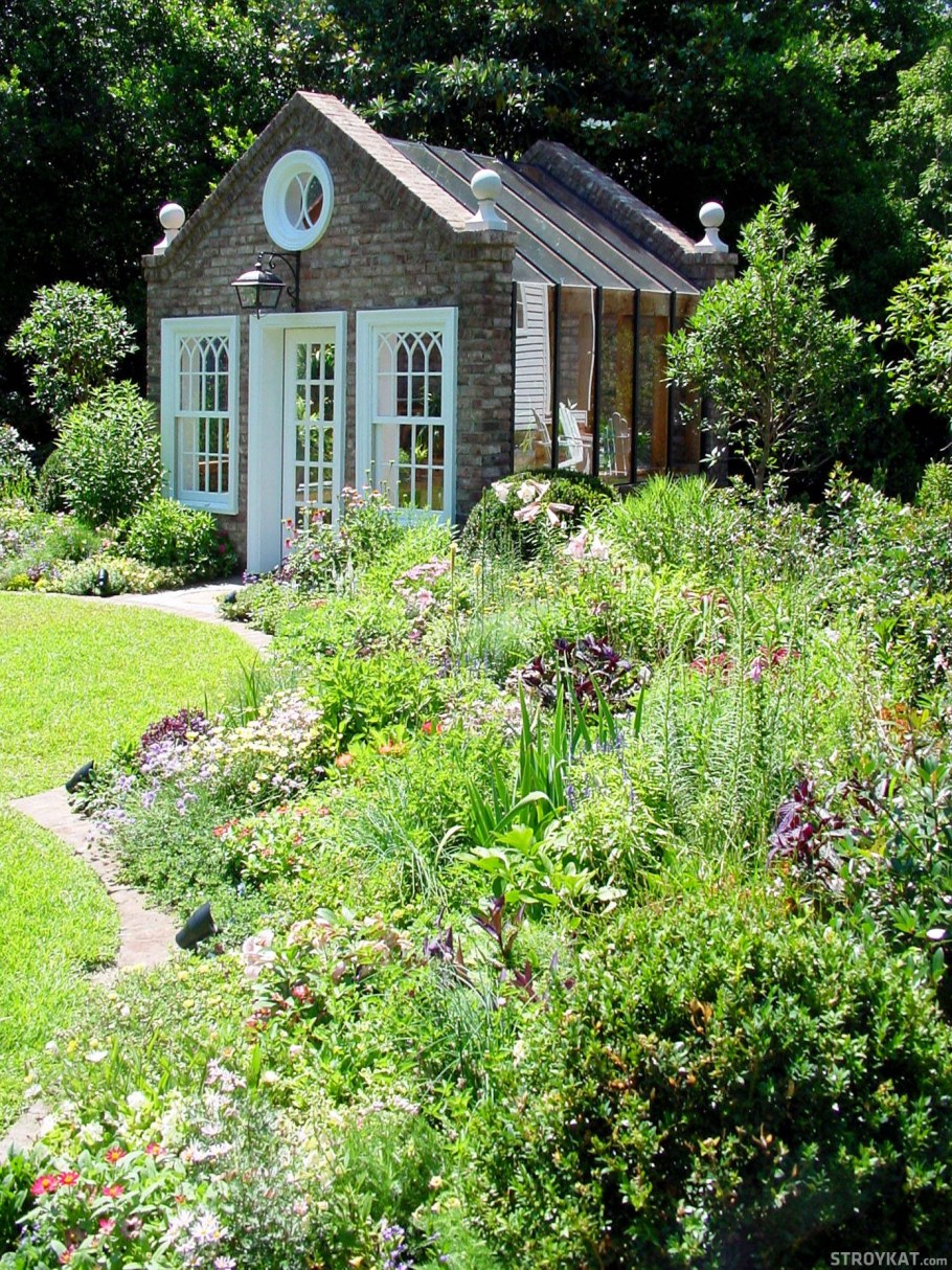 Маленький дачный участок