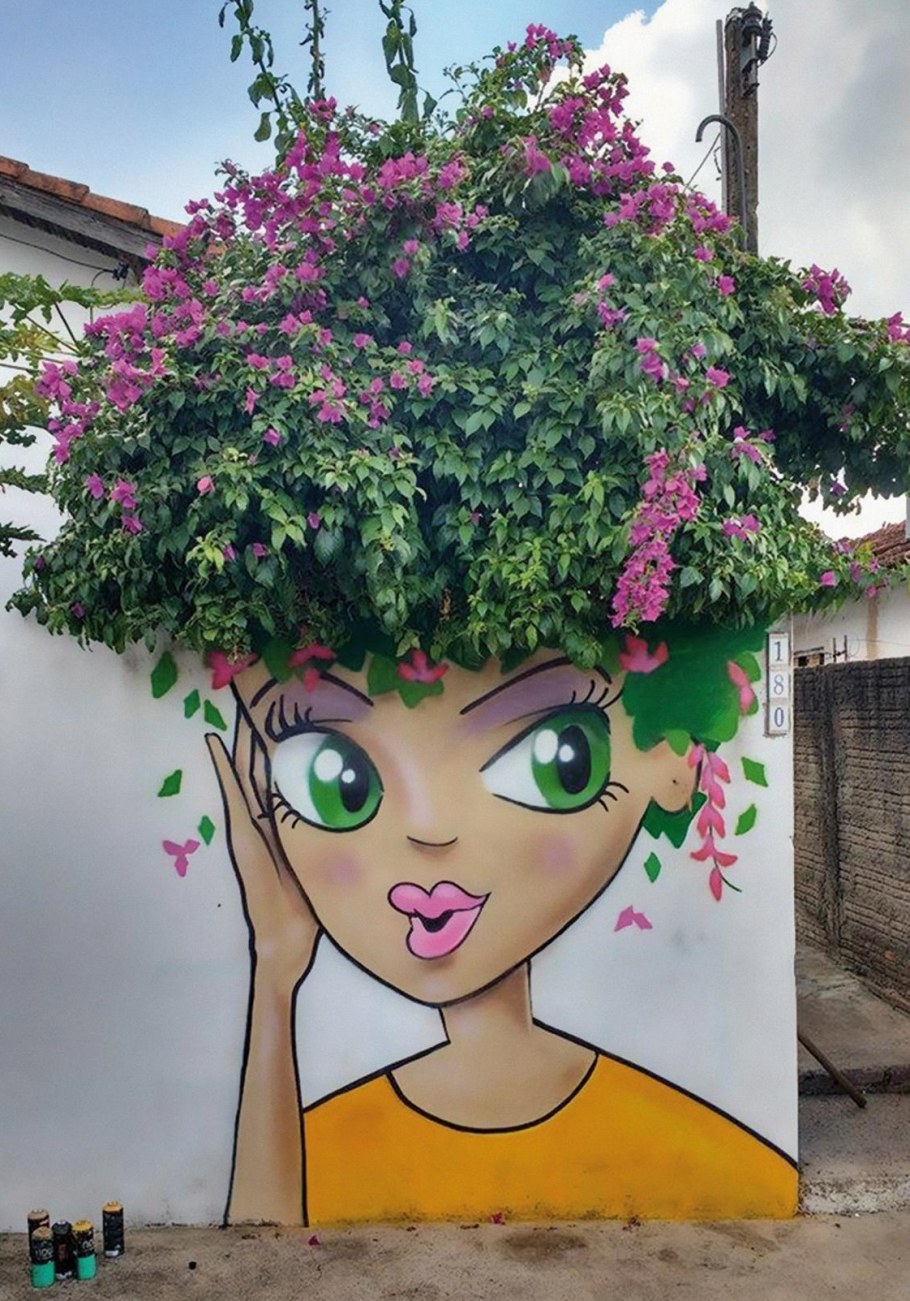 Расписанные стены на улице