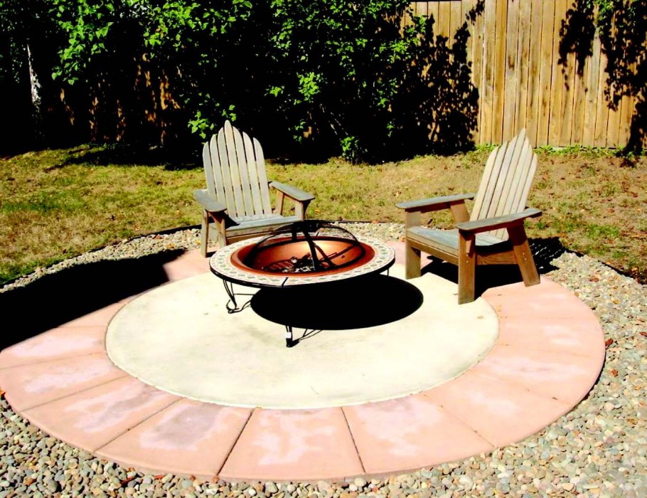 Площадка для костра на участке