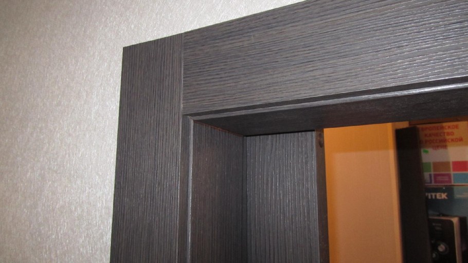 Расположение двери в проеме