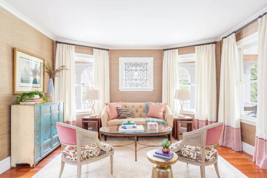 Гостиная в пастельных тонах