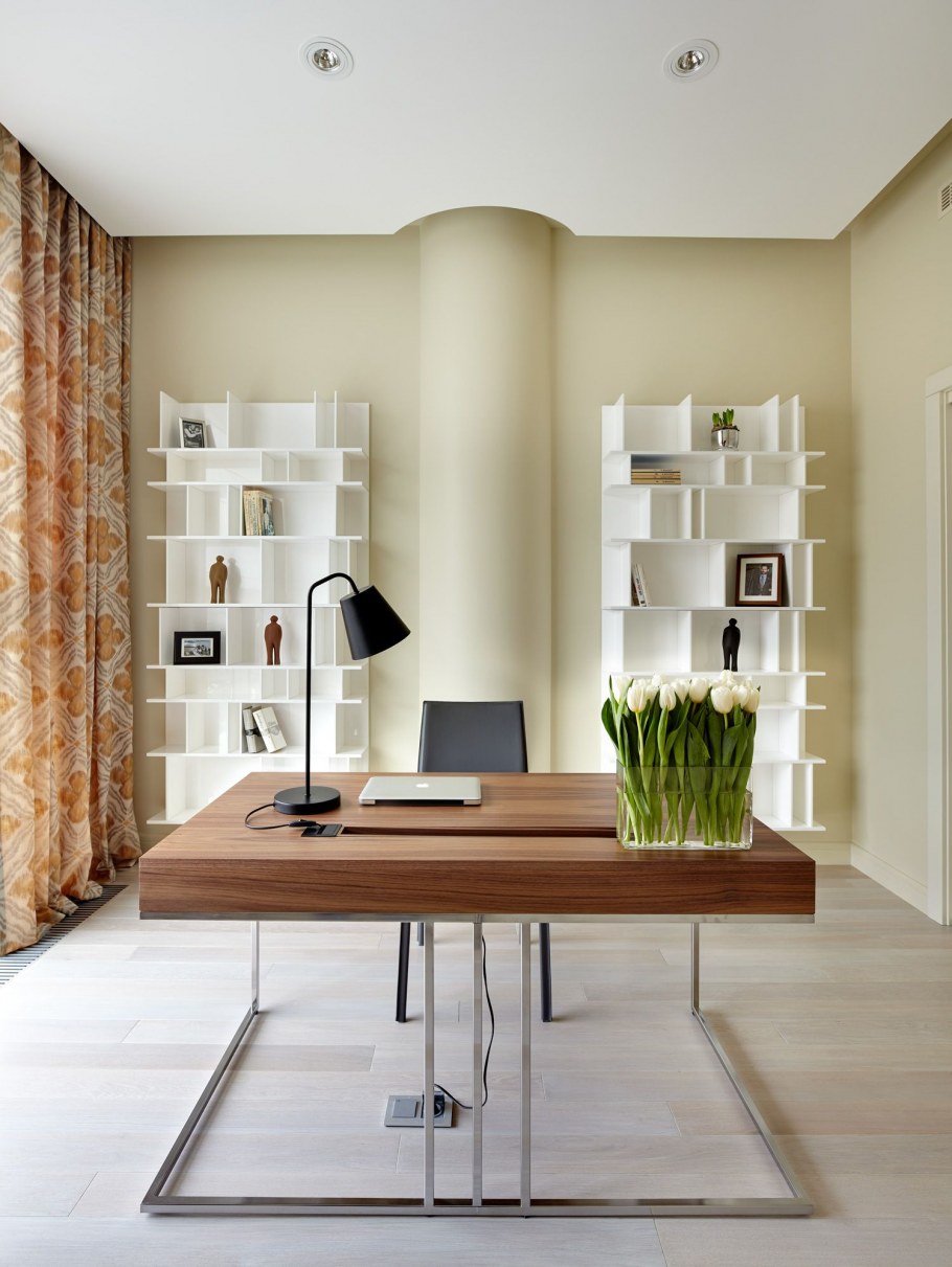 Стол в интерьере квартиры
