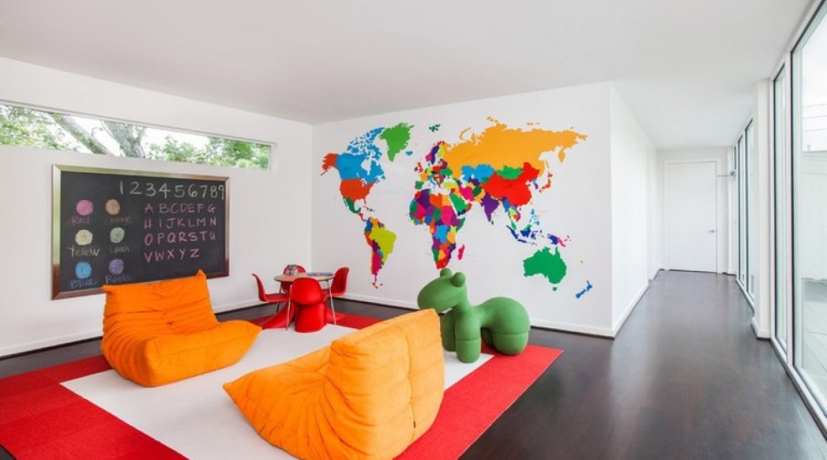 Дизайнерская стена в игровой комнате