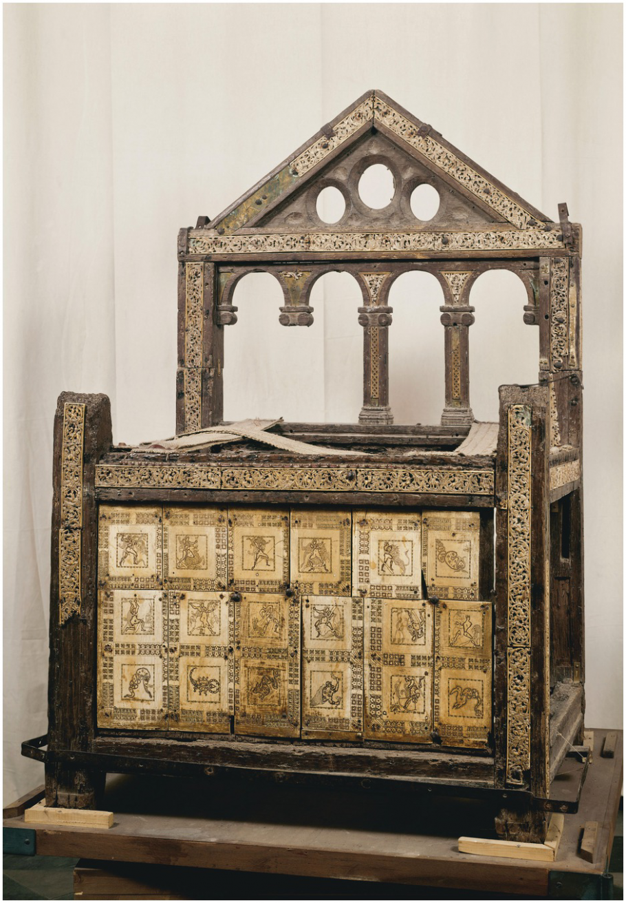 Романский стиль в архитектуре мебель