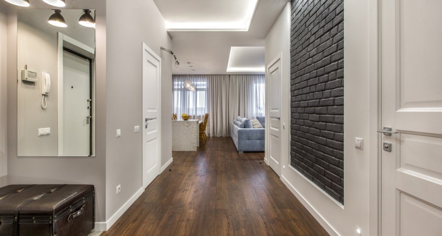 Серые двери межкомнатные в интерьере