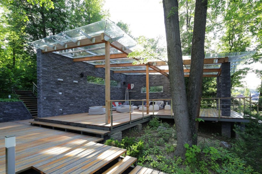 Беседка с плоской кровлей