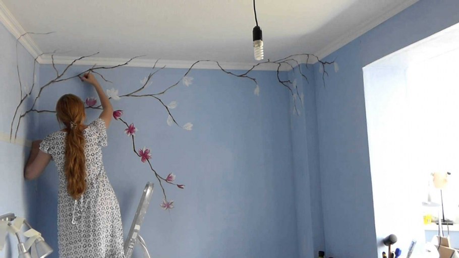 Рисунок на стене водоэмульсионной краской