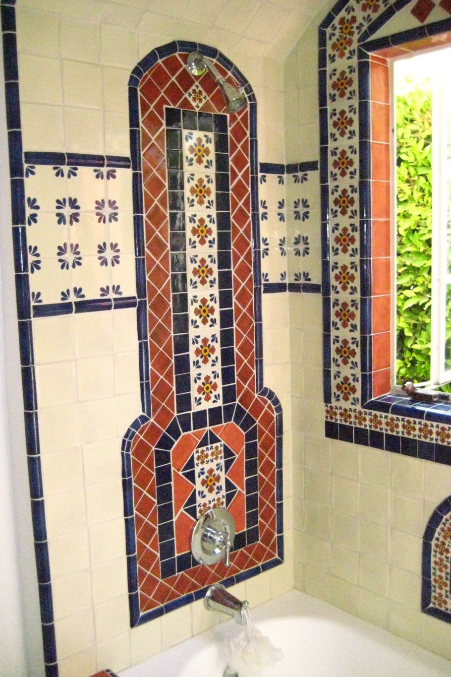 Ванна в испанском стиле