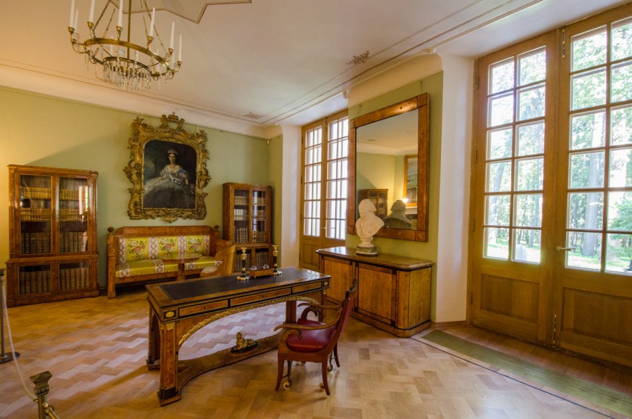 Усадьба Архангельское набережная