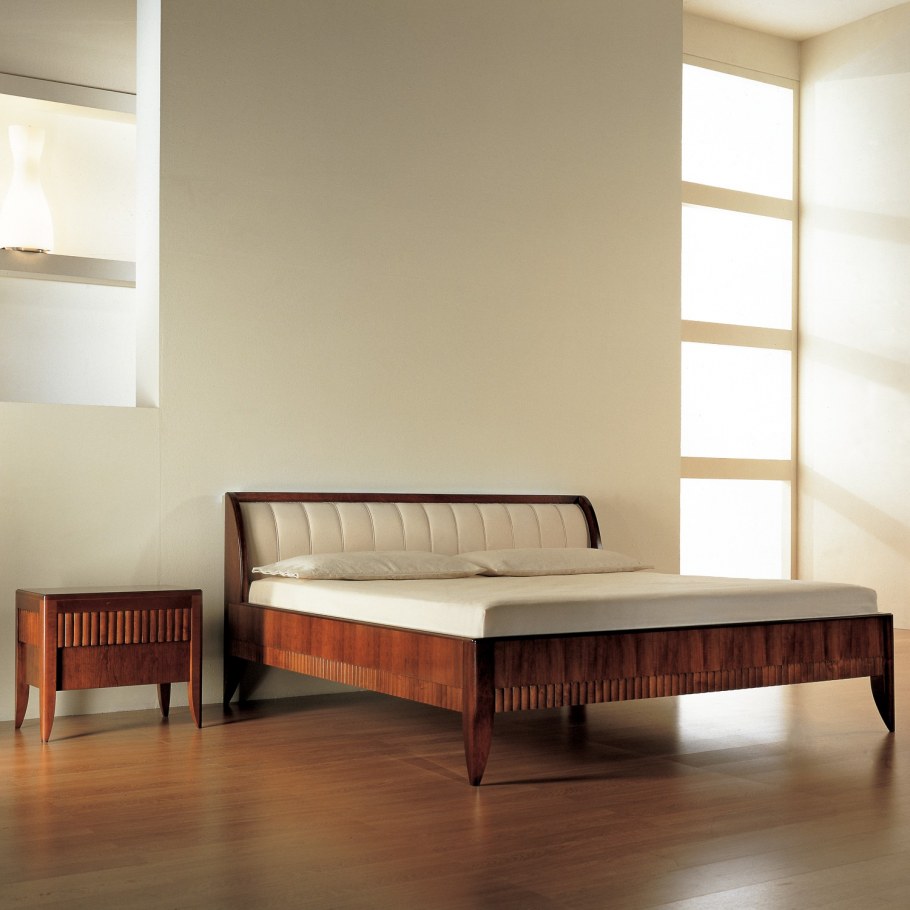 Wooden Double Bed db57 / двуспальная кровать из ротанга