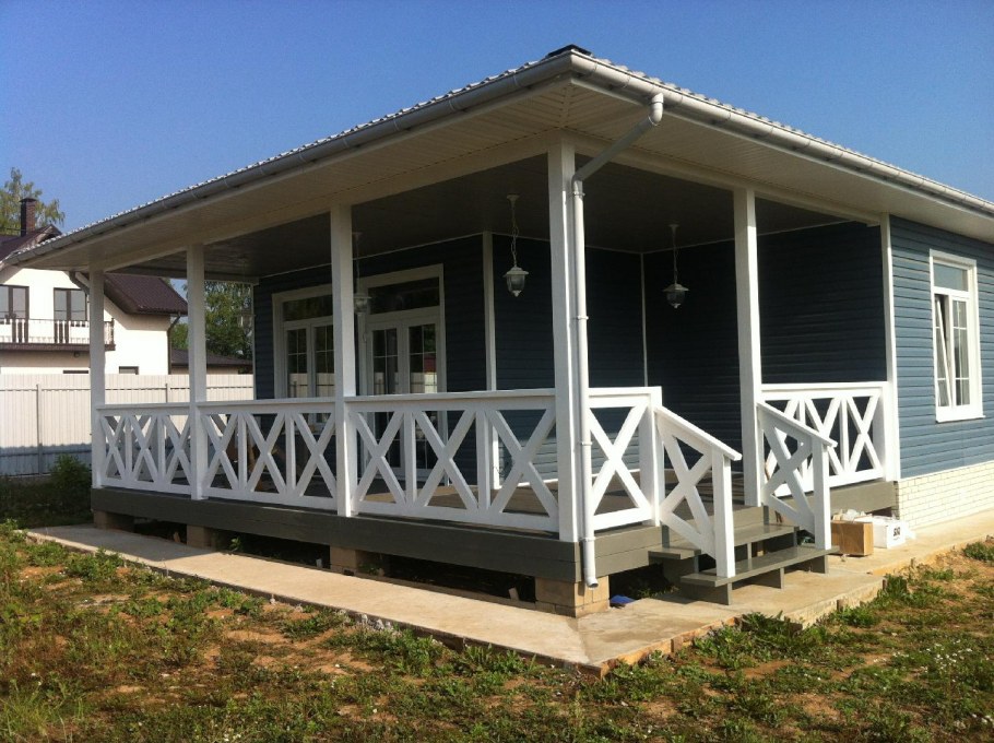 Каркасный дом с террасой