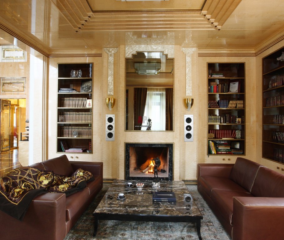 Библиотека в стиле ар деко