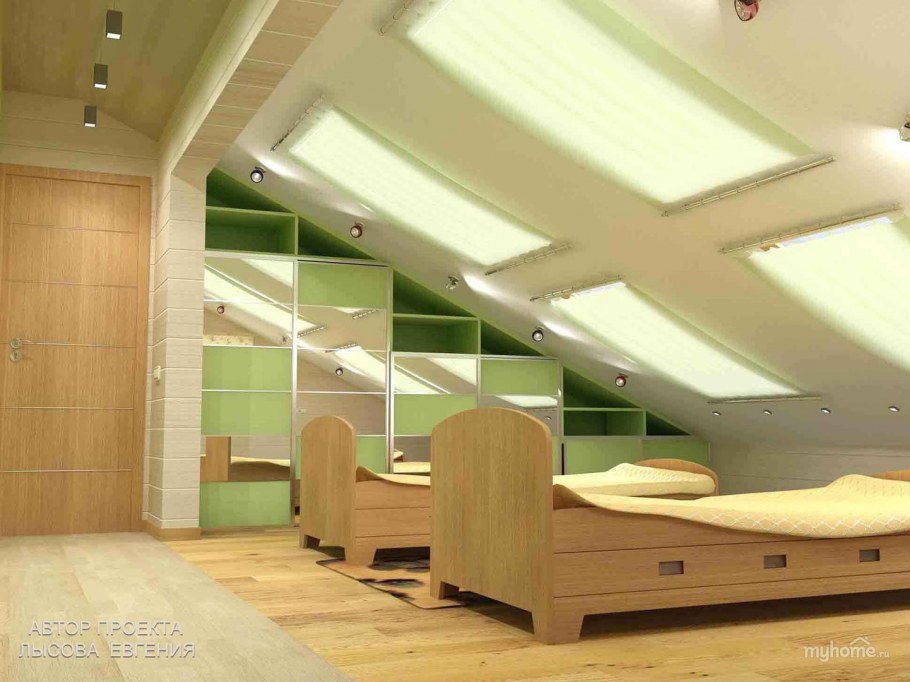 Комната с мансардным окном