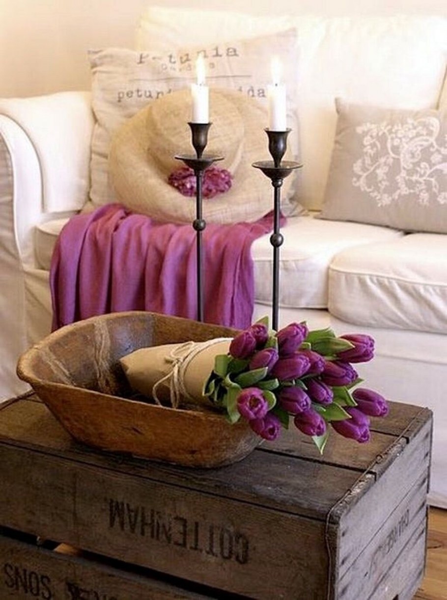 Цветы на окне