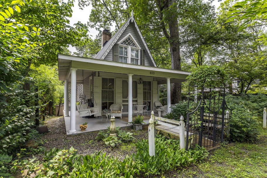 Уютный одноэтажный домик