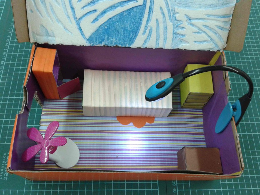 Макет квартиры из картона