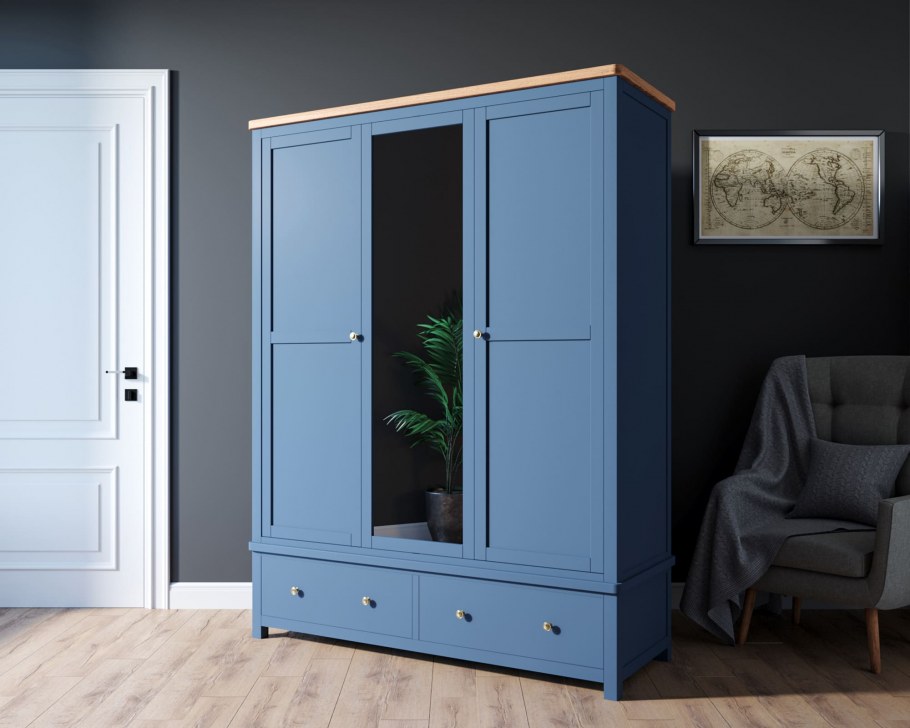 Шкафы синий деревянный