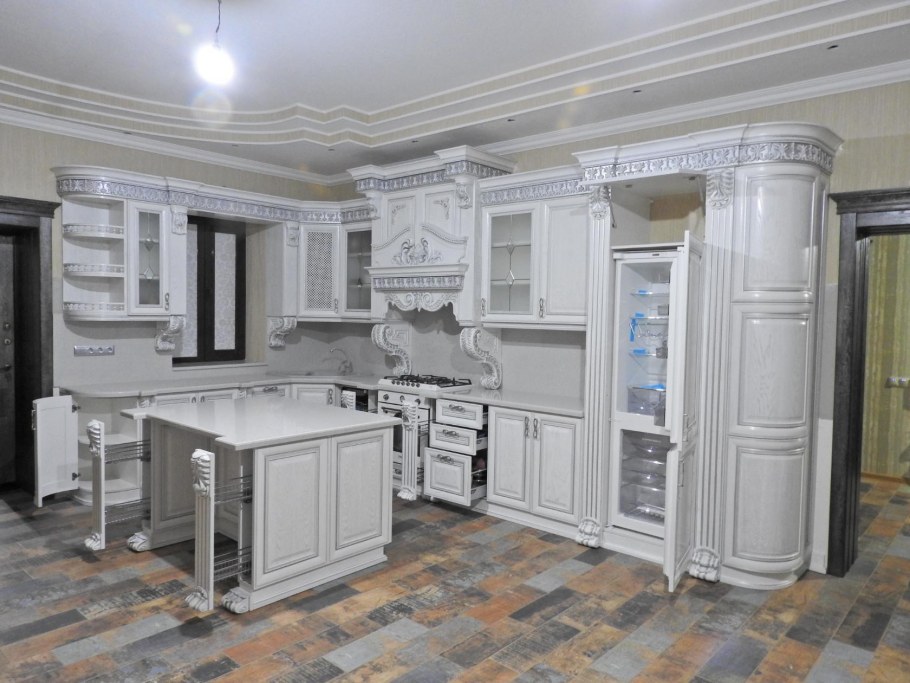 Кухни с патиной серебро