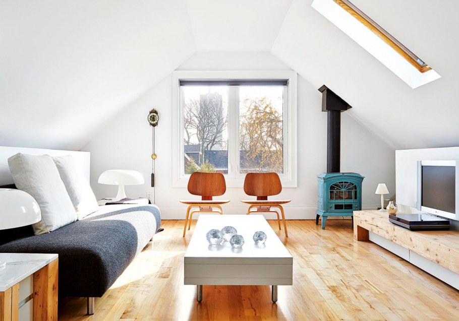 Гостиная на мансардном этаже