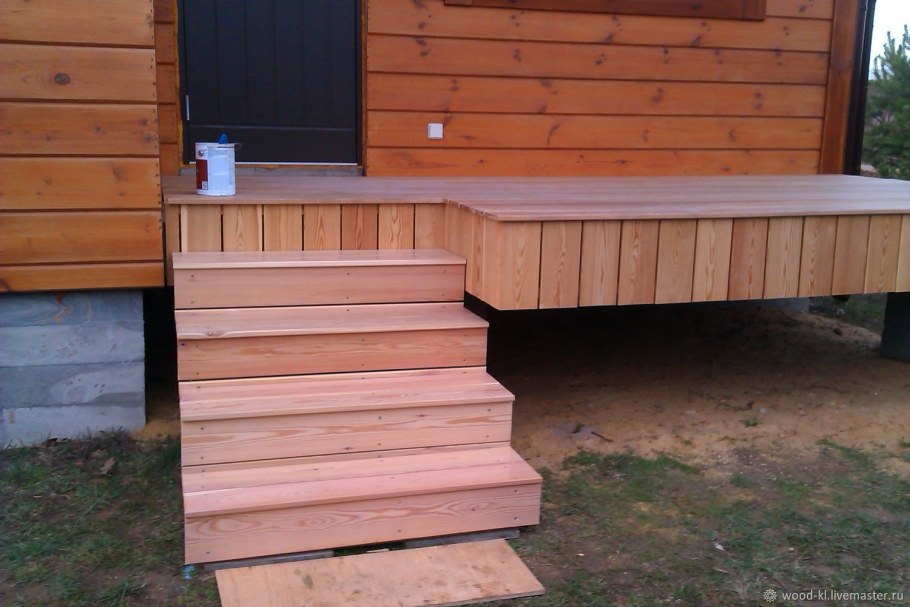 Входная лестница в частный дом