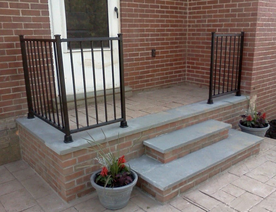 Ступеньки для крыльца из бетона