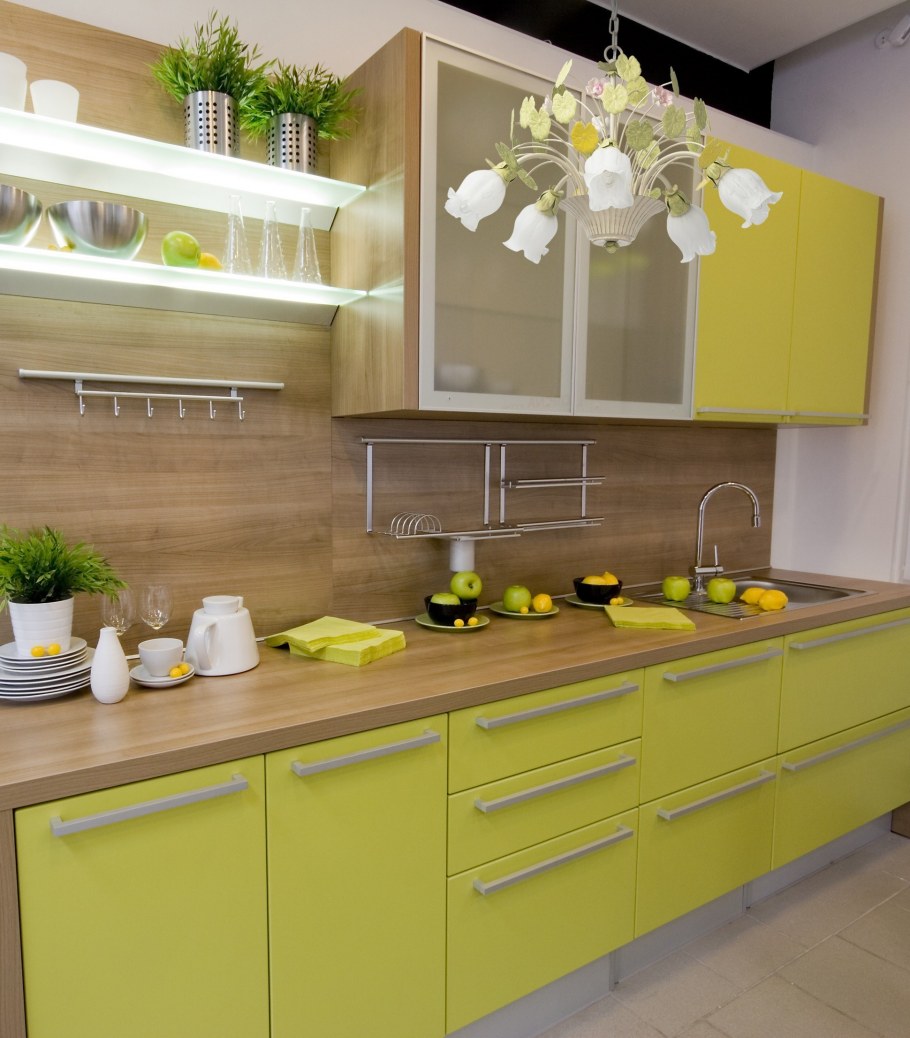 Кухня в желтом цвете