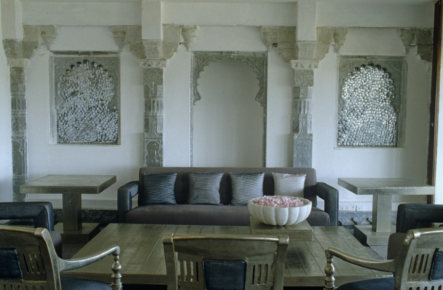 Сине-белый интерьер марокканское кафе