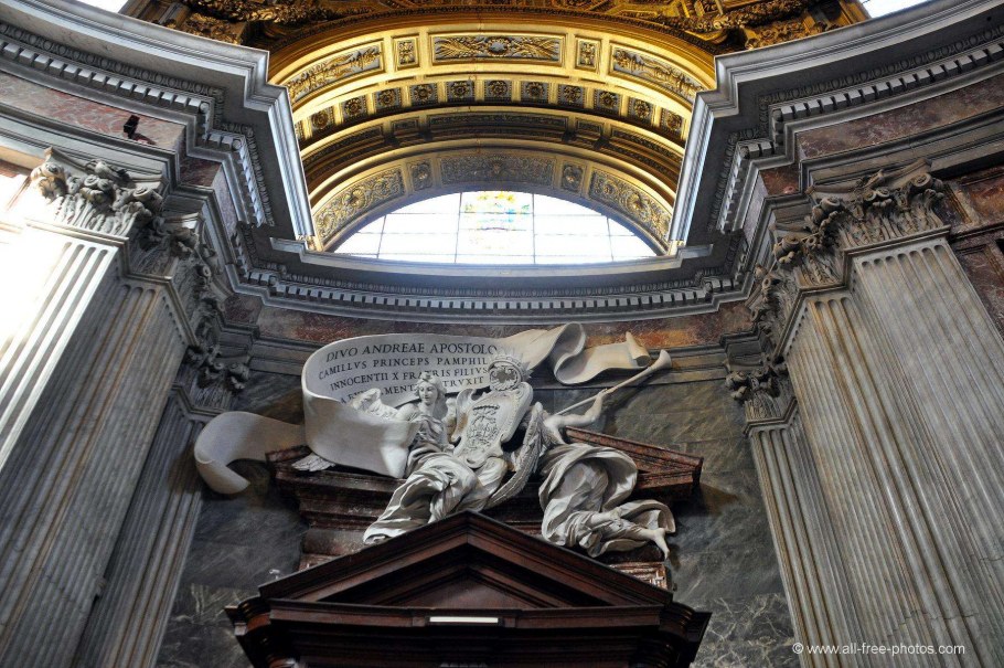 Церковь Сант Андреа ин Квиринале, Рим