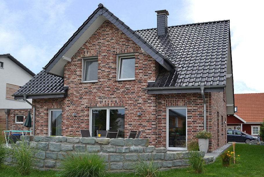 Каменный дом Загородний