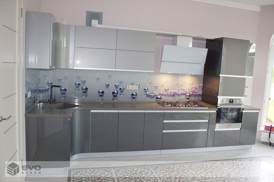 Кухни хайтек угловые белые