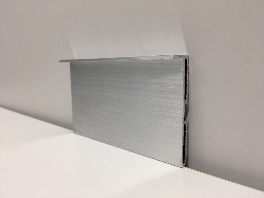 Плинтус Инвизибл Софья